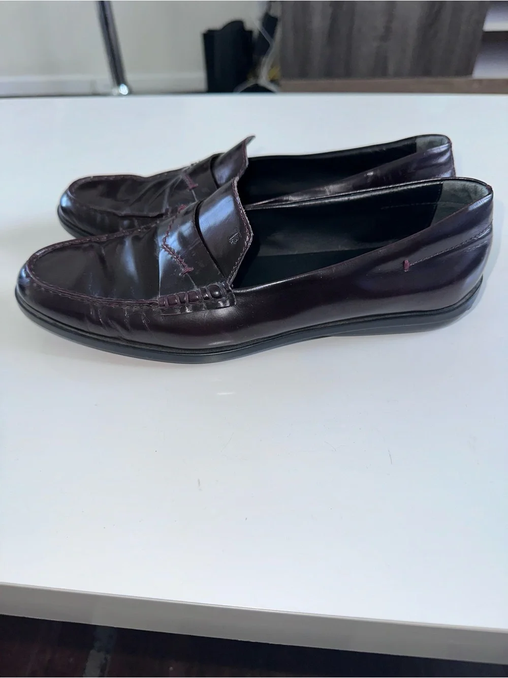 Tods Womens Patent Leather Penny Loafer burgundy Sz 38 - Picture 7 of 7